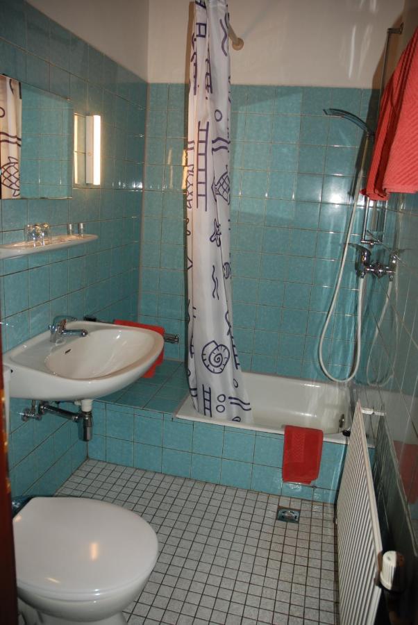 Hotel Restaurant Lahnhof 2*